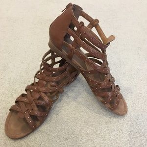 Nine West Gladiator Sandals Women’s Size 9.5